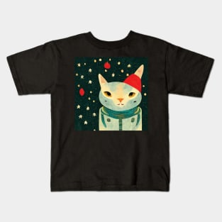 Cat enjoying christmas Kids T-Shirt